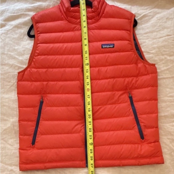 Patagonia Men's Vibrant Orange Quilted Vest - Picture 3 of 5